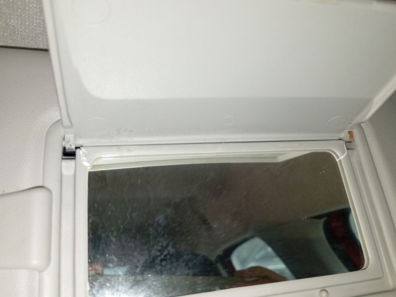 Recambio de parasol derecho para citroën c3 iii (sx) 1.2 puretech 82 referencia OEM IAM   