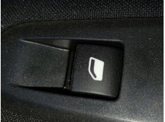 Recambio de mando elevalunas trasero derecho para citroën c3 iii (sx) 1.2 puretech 82 referencia OEM IAM   