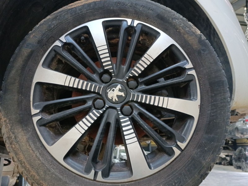 Recambio de llanta para peugeot 208 i (ca_, cc_) 1.2 vti 82 referencia OEM IAM 195/55/16  