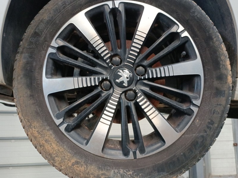 Recambio de llanta para peugeot 208 i (ca_, cc_) 1.2 vti 82 referencia OEM IAM 195/55/16  