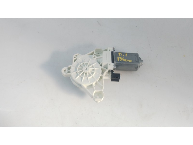 Recambio de motor elevalunas delantero izquierdo para mercedes-benz cla shooting brake (x118) cla 250 e (118.686) referencia OEM