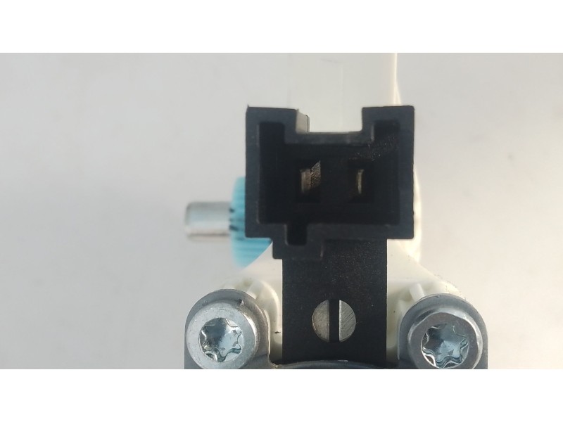 Recambio de motor elevalunas delantero izquierdo para mercedes-benz cla shooting brake (x118) cla 250 e (118.686) referencia OEM