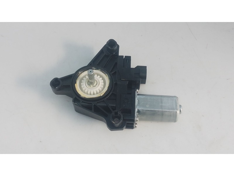 Recambio de motor elevalunas trasero derecho para jeep renegade suv (bu, b1, bv) 2.0 crd 4x4 referencia OEM IAM   
