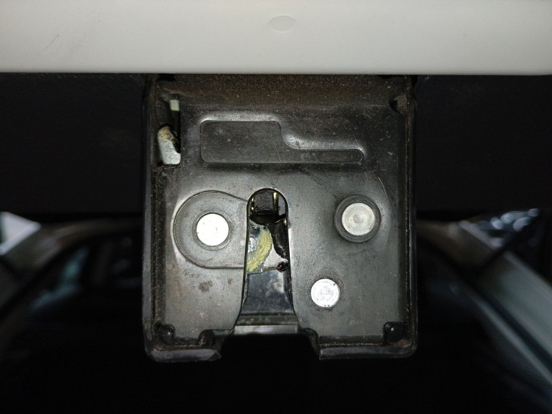 Recambio de cerradura maletero / porton para mazda 6 sedán (gh) 2.2 d (gh10) referencia OEM IAM   