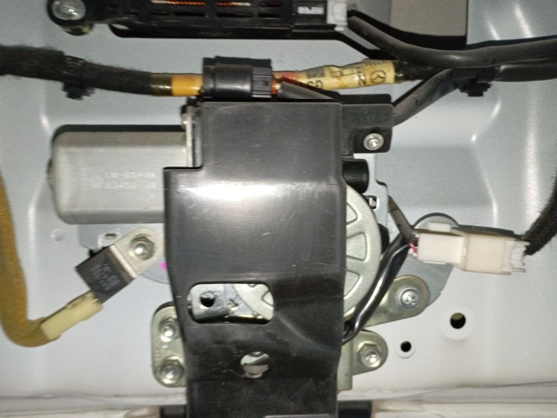 Recambio de motor limpia trasero para mazda 6 sedán (gh) 2.2 d (gh10) referencia OEM IAM   