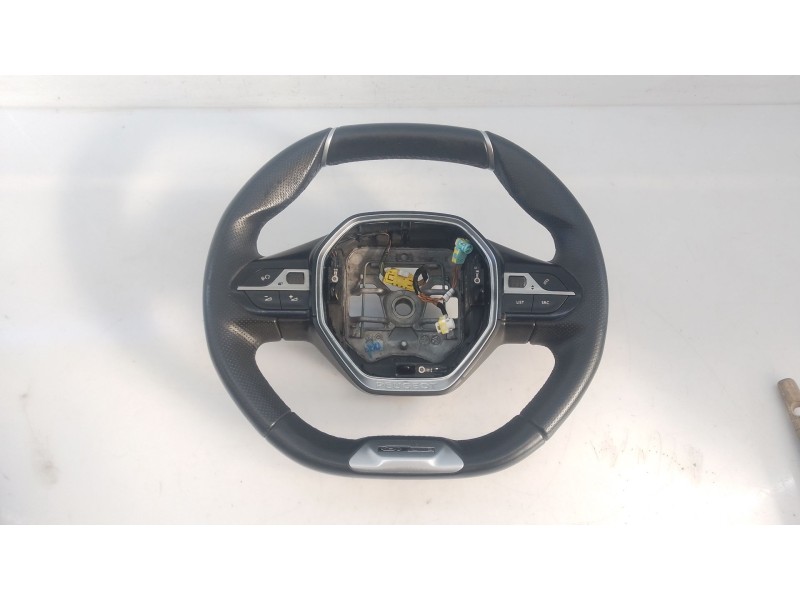 Recambio de volante para peugeot 3008 gt line referencia OEM IAM   