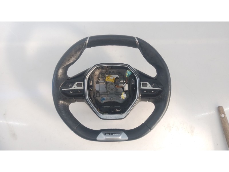 Recambio de volante para peugeot 3008 gt line referencia OEM IAM   