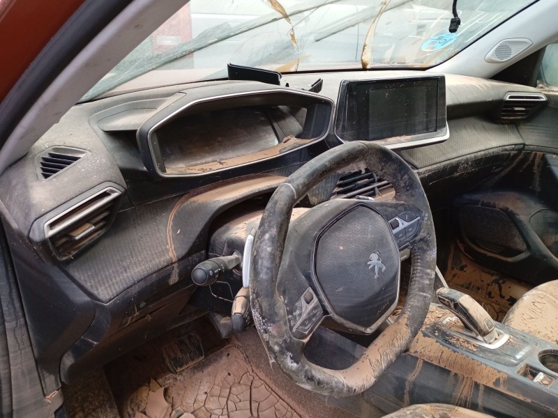 peugeot 2008 ii (ud_, us_, uy_, uj_, ur_, uc_) del año 2020