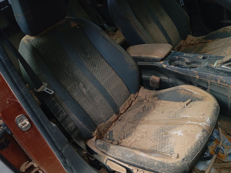 peugeot 2008 ii (ud_, us_, uy_, uj_, ur_, uc_) del año 2020