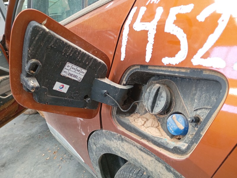 Recambio de tapa exterior combustible para peugeot 2008 ii (ud_, us_, uy_, uj_, ur_, uc_) 1.5 bluehdi 130 referencia OEM IAM   