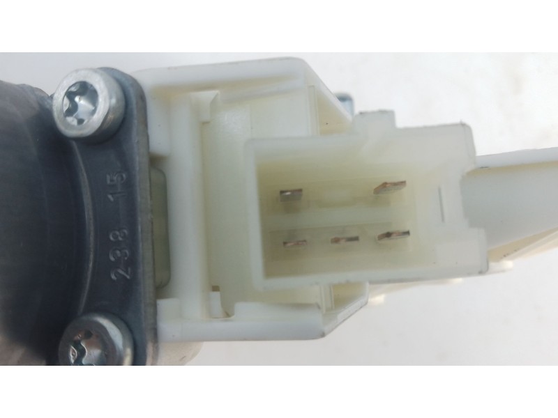 Recambio de motor elevalunas delantero izquierdo para mercedes-benz clase a (w176) a 200 cdi / d (176.008) referencia OEM IAM   