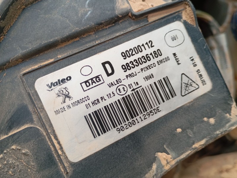 Recambio de faro derecho xenon para peugeot 2008 ii (ud_, us_, uy_, uj_, ur_, uc_) 1.5 bluehdi 130 referencia OEM IAM   