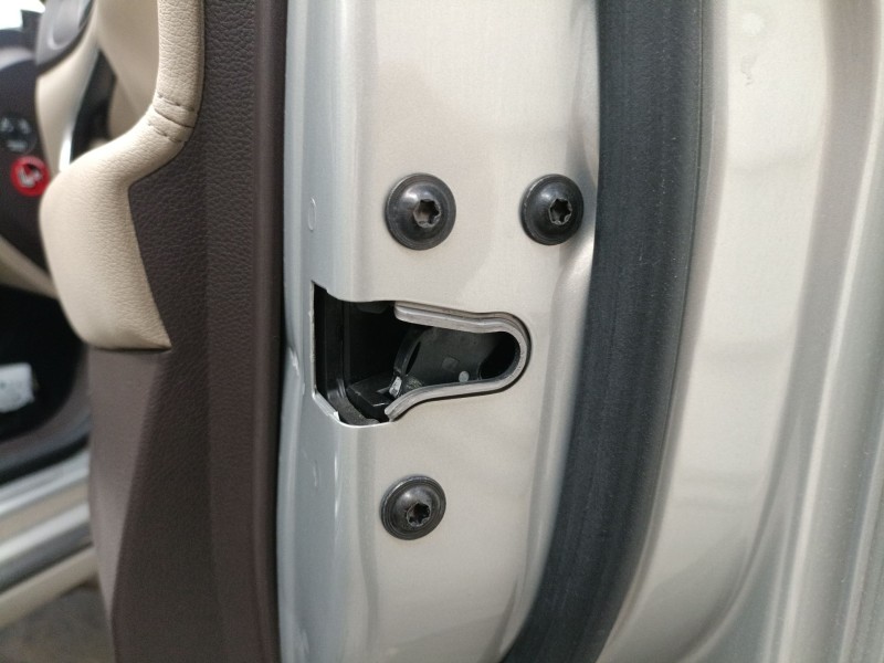 Recambio de cerradura puerta delantera derecha para opel insignia a (g09) 2.0 cdti (68) referencia OEM IAM   