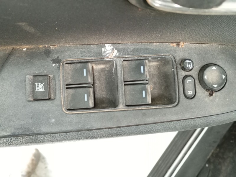 Recambio de mando elevalunas delantero izquierdo para mazda 6 sedán (gh) 2.2 d (gh10) referencia OEM IAM   