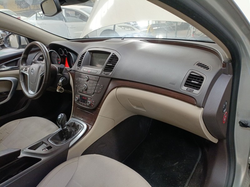 opel insignia a (g09) del año 2010