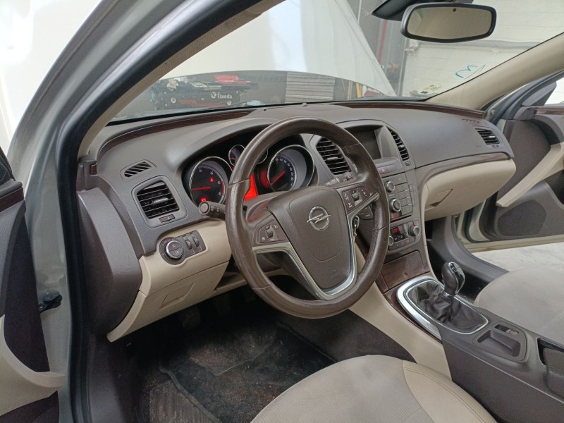 opel insignia a (g09) del año 2010