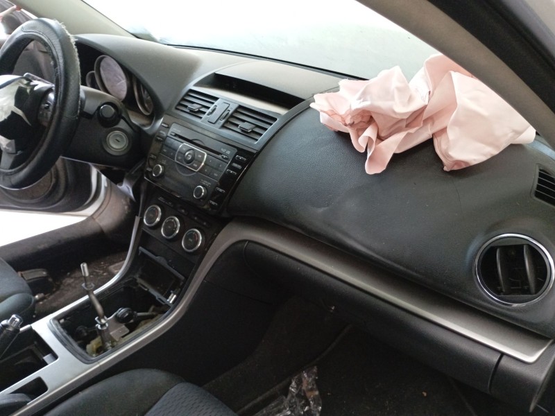 Recambio de salpicadero para mazda 6 sedán (gh) 2.2 d (gh10) referencia OEM IAM   