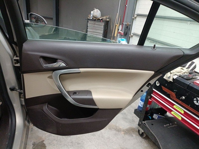 Recambio de guarnecido puerta trasera derecha para opel insignia a (g09) 2.0 cdti (68) referencia OEM IAM   