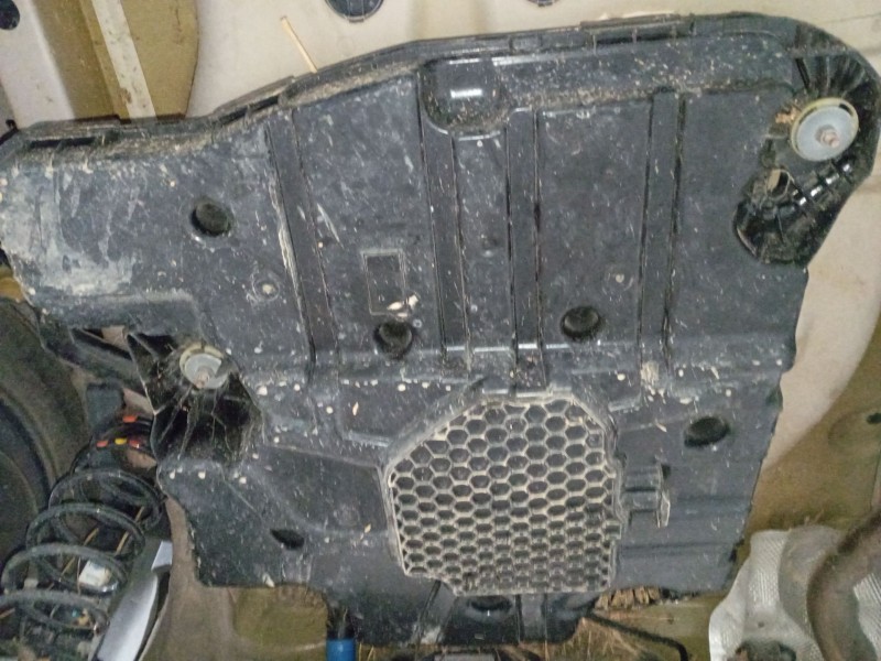 Recambio de adblue para peugeot 2008 ii (ud_, us_, uy_, uj_, ur_, uc_) 1.5 bluehdi 130 referencia OEM IAM   