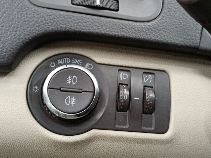 Recambio de mando luces para opel insignia a (g09) 2.0 cdti (68) referencia OEM IAM   