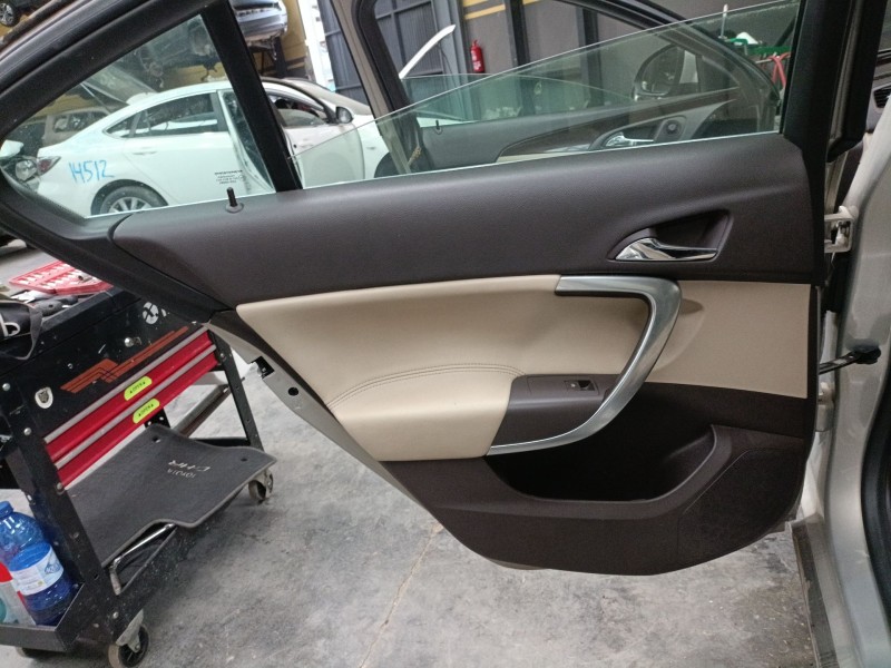 Recambio de guarnecido puerta trasera izquierda para opel insignia a (g09) 2.0 cdti (68) referencia OEM IAM   