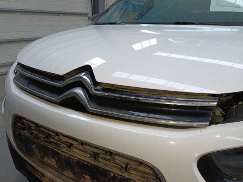 Recambio de rejilla delantera para citroën c4 cactus 1.5 bluehdi 100 referencia OEM IAM   