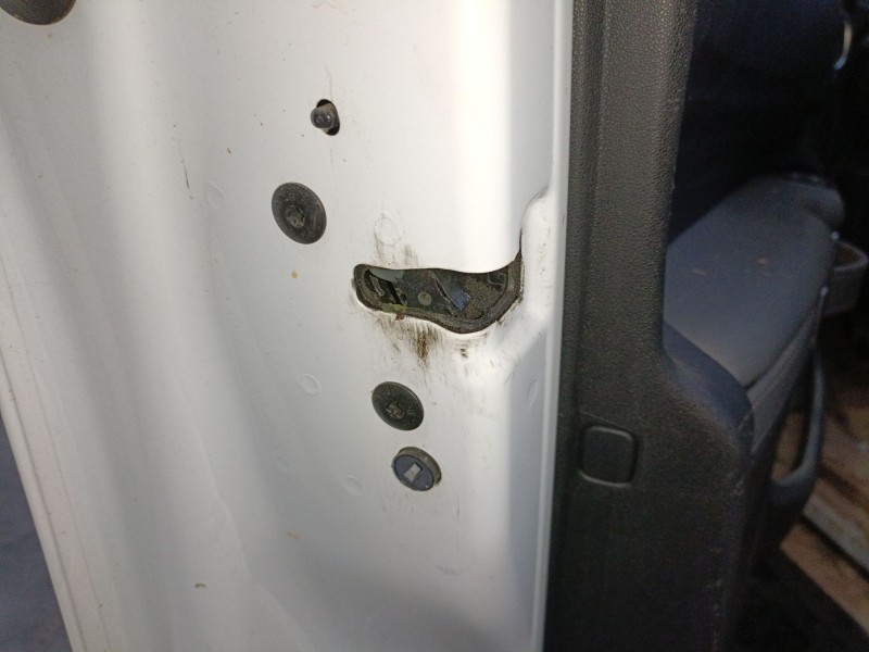 Recambio de cerradura puerta delantera izquierda para citroën c4 cactus 1.5 bluehdi 100 referencia OEM IAM   