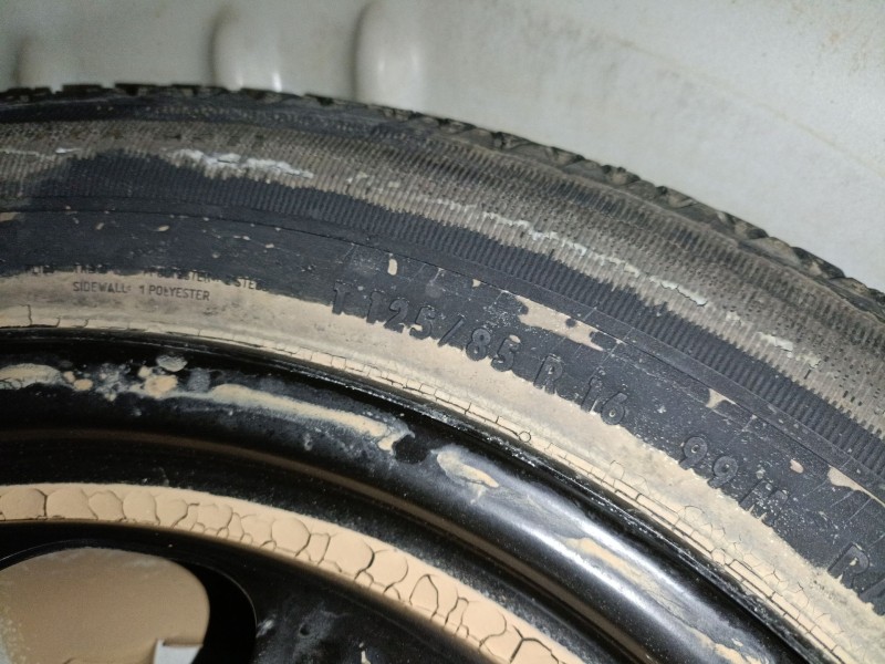 Recambio de neumatico repuesto para citroën c4 cactus 1.5 bluehdi 100 referencia OEM IAM   