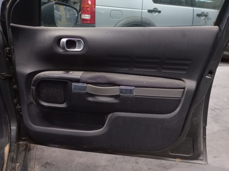 Recambio de guarnecido puerta delantera derecha para citroën c4 cactus 1.2 thp 110 referencia OEM IAM   