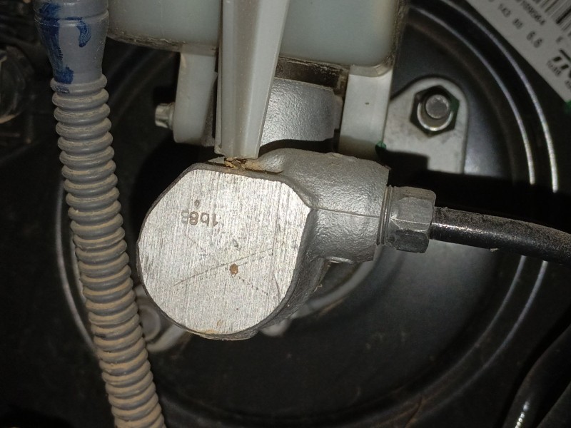 Recambio de bomba freno para citroën c4 cactus 1.2 thp 110 referencia OEM IAM   