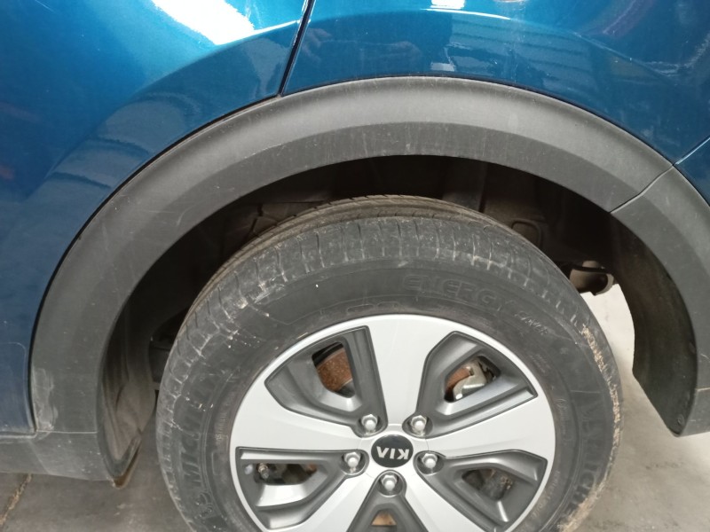 Recambio de aletin trasero izquierdo para kia niro i (de) 1.6 gdi hybrid referencia OEM IAM   