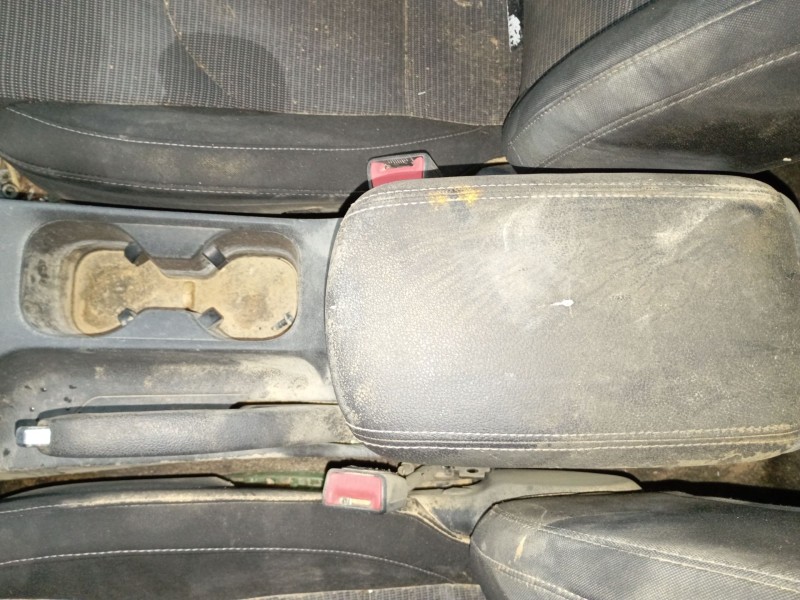 Recambio de consola central para hyundai i30 (pde, pd, pden) 1.0 t-gdi referencia OEM IAM   