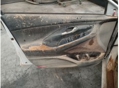 GUARNECIDO PUERTA DELANTERA IZQUIERDA 