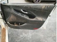 GUARNECIDO PUERTA DELANTERA DERECHA 