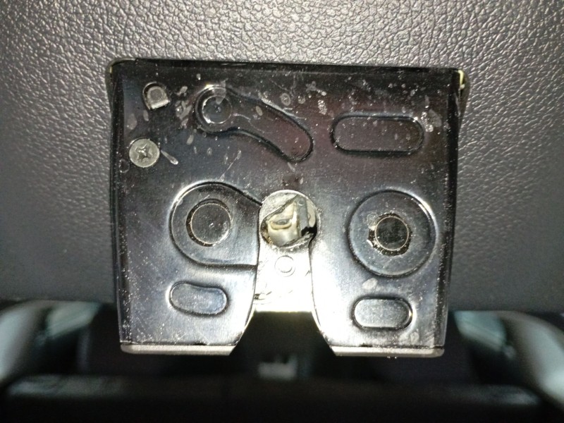 Recambio de cerradura maletero / porton para kia niro i (de) 1.6 gdi hybrid referencia OEM IAM   