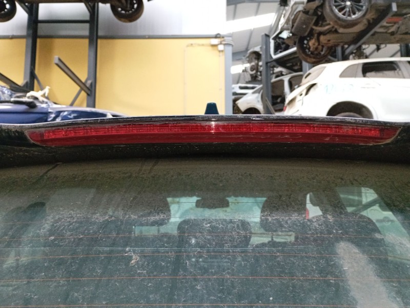 Recambio de luz central de freno para kia niro i (de) 1.6 gdi hybrid referencia OEM IAM   