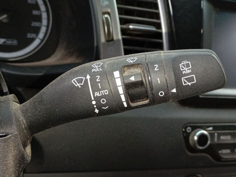 Recambio de mando limpia para kia niro i (de) 1.6 gdi hybrid referencia OEM IAM   