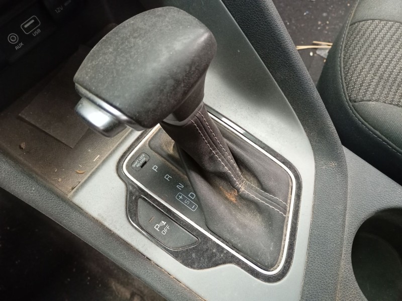 Recambio de palanca cambio para kia niro i (de) 1.6 gdi hybrid referencia OEM IAM   