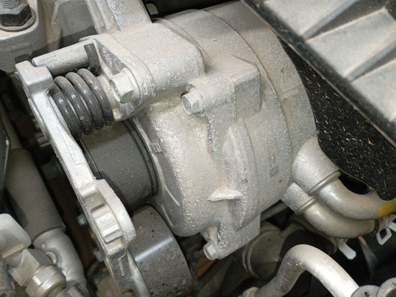 Recambio de alternador para kia niro i (de) 1.6 gdi hybrid referencia OEM IAM   