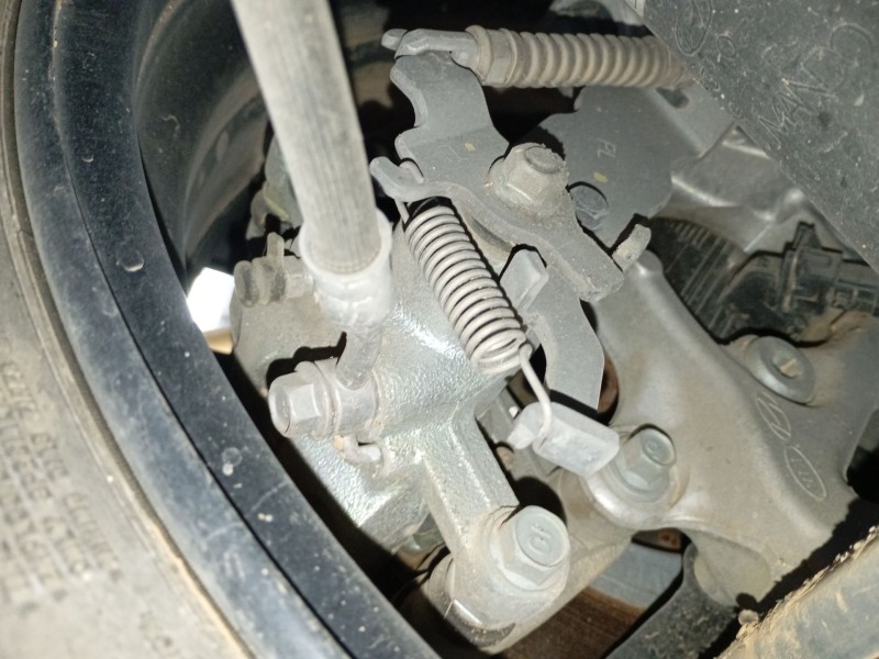 Recambio de pinza freno trasera izquierda para kia niro i (de) 1.6 gdi hybrid referencia OEM IAM   