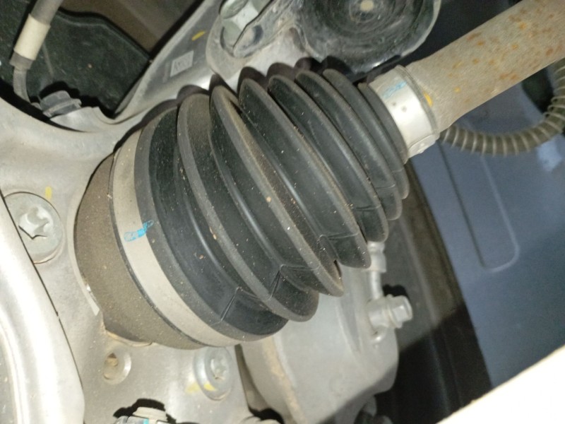 Recambio de transmision delantera izquierda para kia niro i (de) 1.6 gdi hybrid referencia OEM IAM   