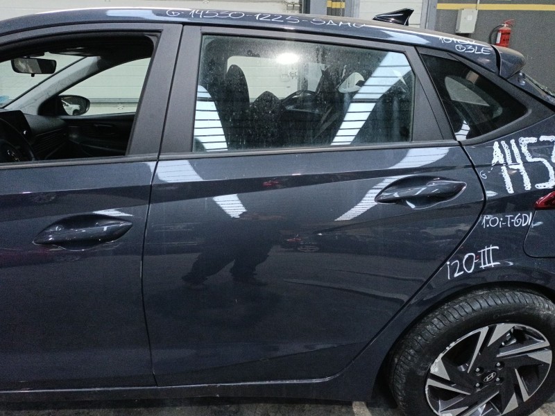 Recambio de puerta trasera izquierda para hyundai i20 iii (bc3, bi3) 1.0 t-gdi referencia OEM IAM   