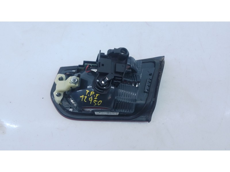Recambio de piloto trasero izquierdo porton para bmw 3 (f30, f80) 318 d referencia OEM IAM   