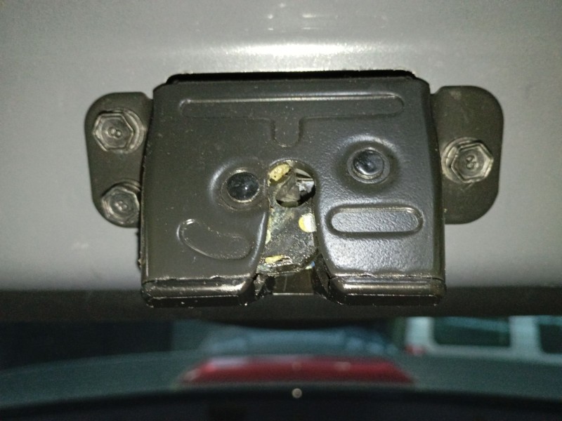 Recambio de cerradura maletero / porton para hyundai i10 iii (ac3, ai3) 1.0 mpi referencia OEM IAM   