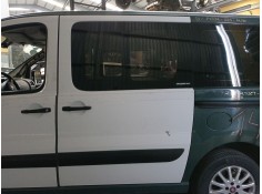 PUERTA LATERAL CORREDERA IZQUIERDA 