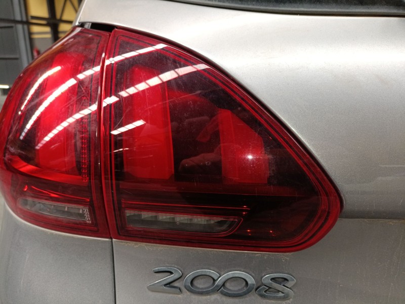 Recambio de piloto trasero izquierdo porton para peugeot 2008 i (cu_) 1.2 vti referencia OEM IAM   