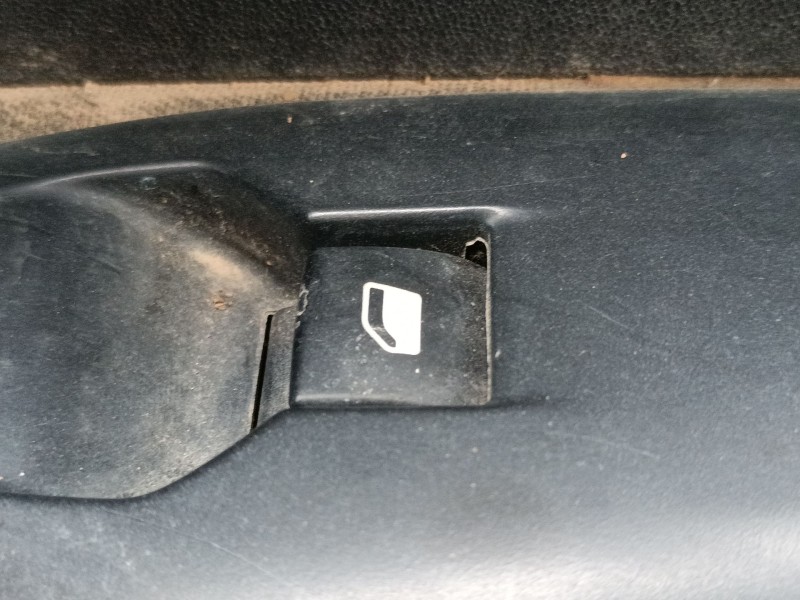 Recambio de mando elevalunas delantero derecho para peugeot 2008 i (cu_) 1.2 vti referencia OEM IAM   