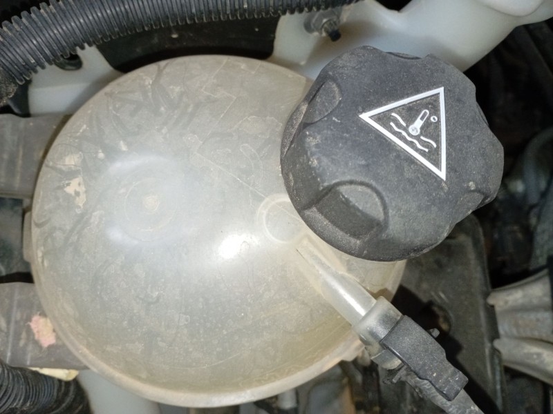 Recambio de deposito expansion para peugeot 2008 i (cu_) 1.2 thp 110 / puretech 110 referencia OEM IAM   