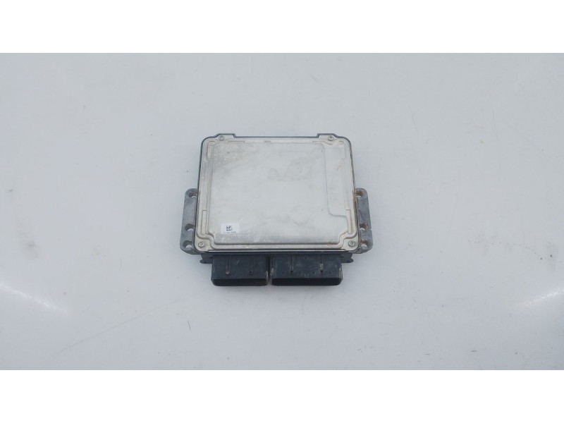 Recambio de centralita motor uce para peugeot 3008 ii suv (mc_, mr_, mj_, m4_) 1.5 bluehdi 130 referencia OEM IAM 9832694380 028