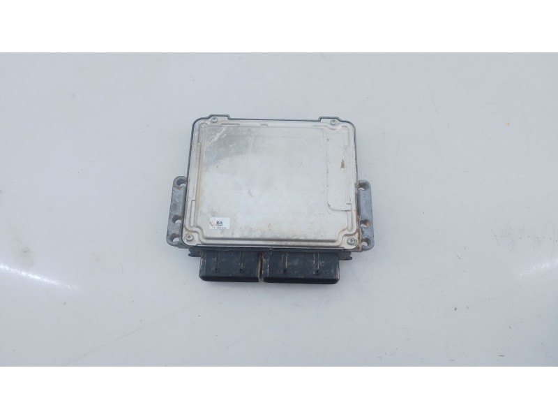 Recambio de centralita motor uce para peugeot 2008 ii (ud_, us_, uy_, uj_, ur_, uc_) 1.5 bluehdi 130 referencia OEM IAM 98337498